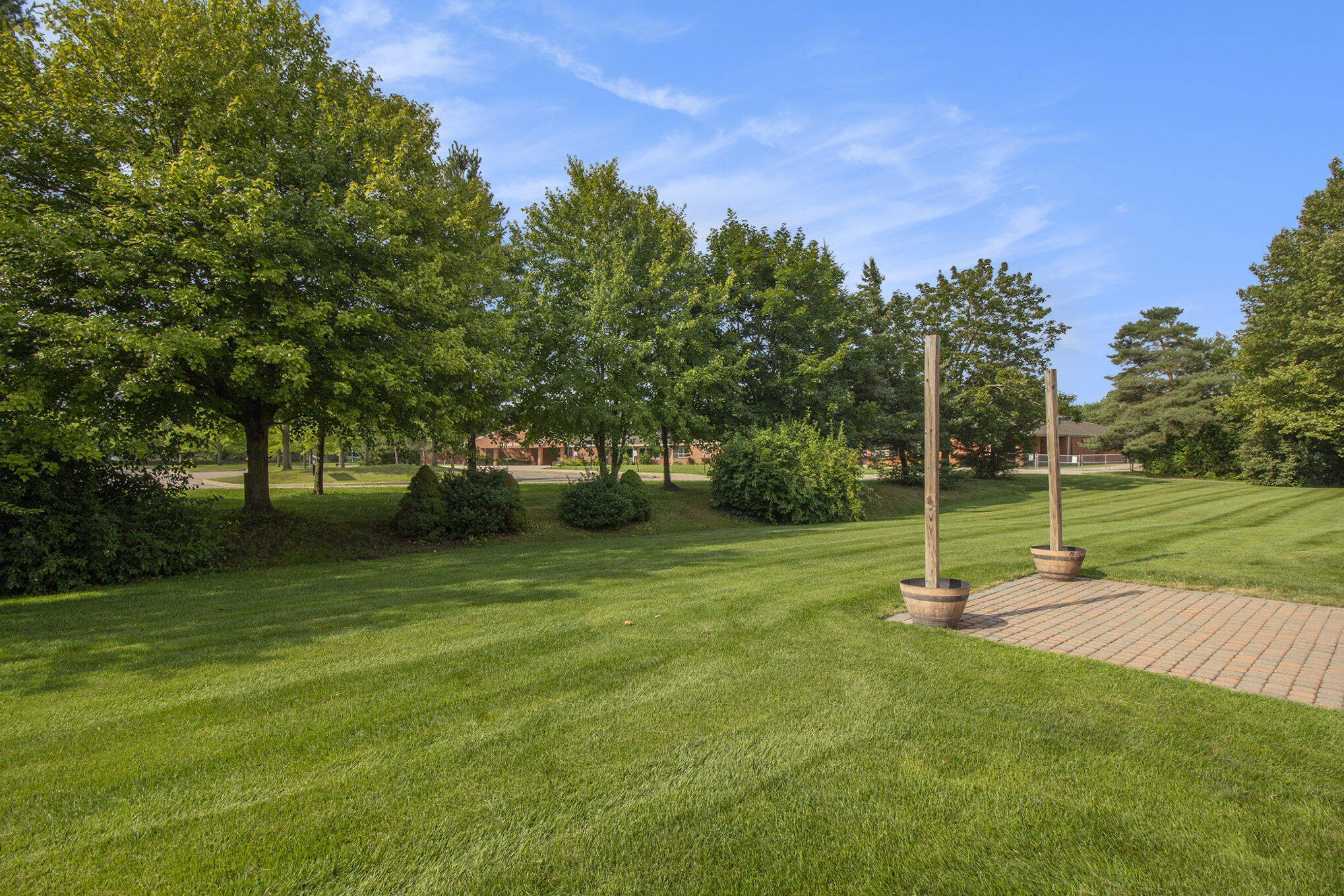 2119 Cattail Circle Rochester Hills, MI 48309 - Photo 41 of 46 032__mg_7116_768