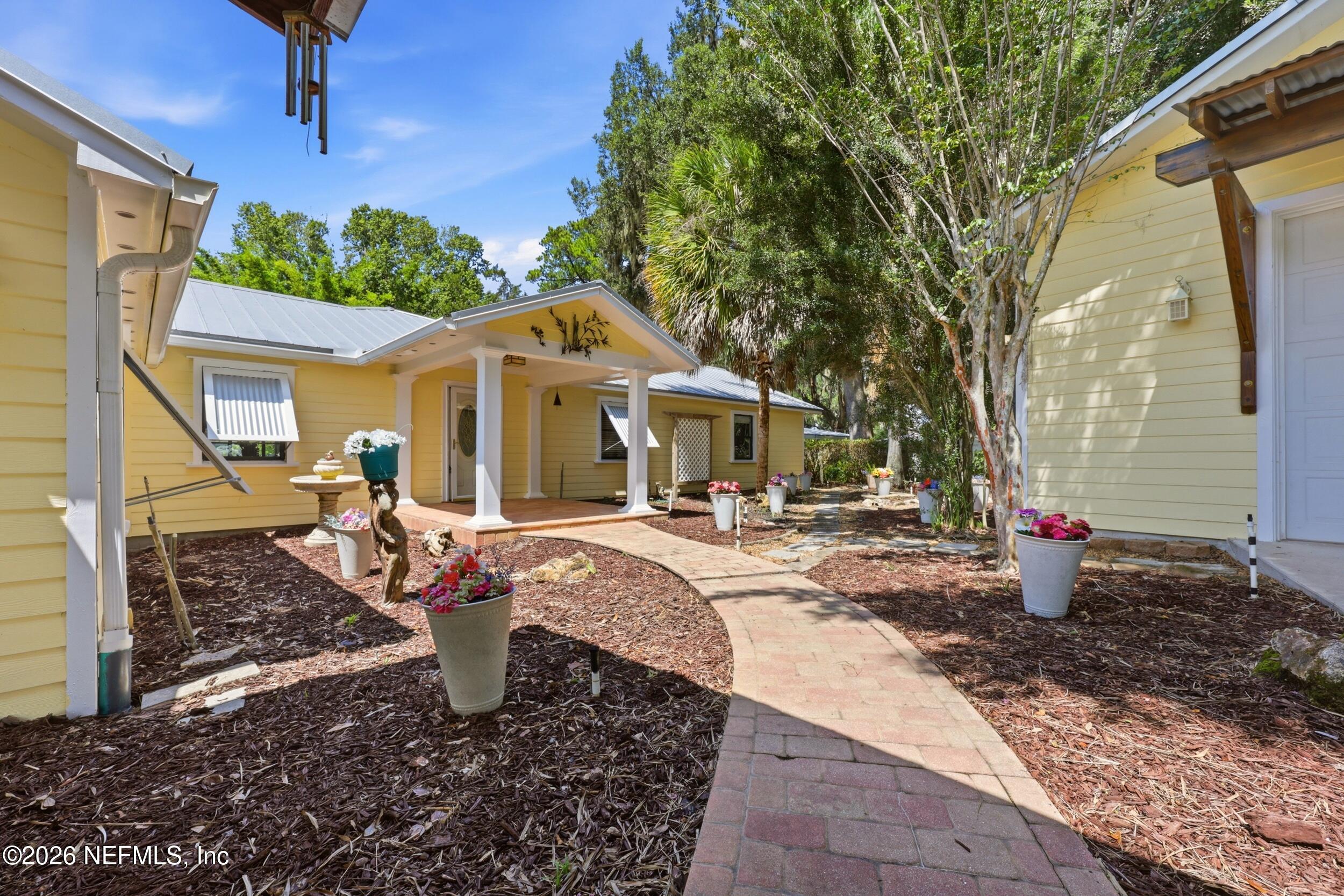7932 Breezy Point Road West Melrose, FL 32666 - Photo 75 of 84 Front Exterior