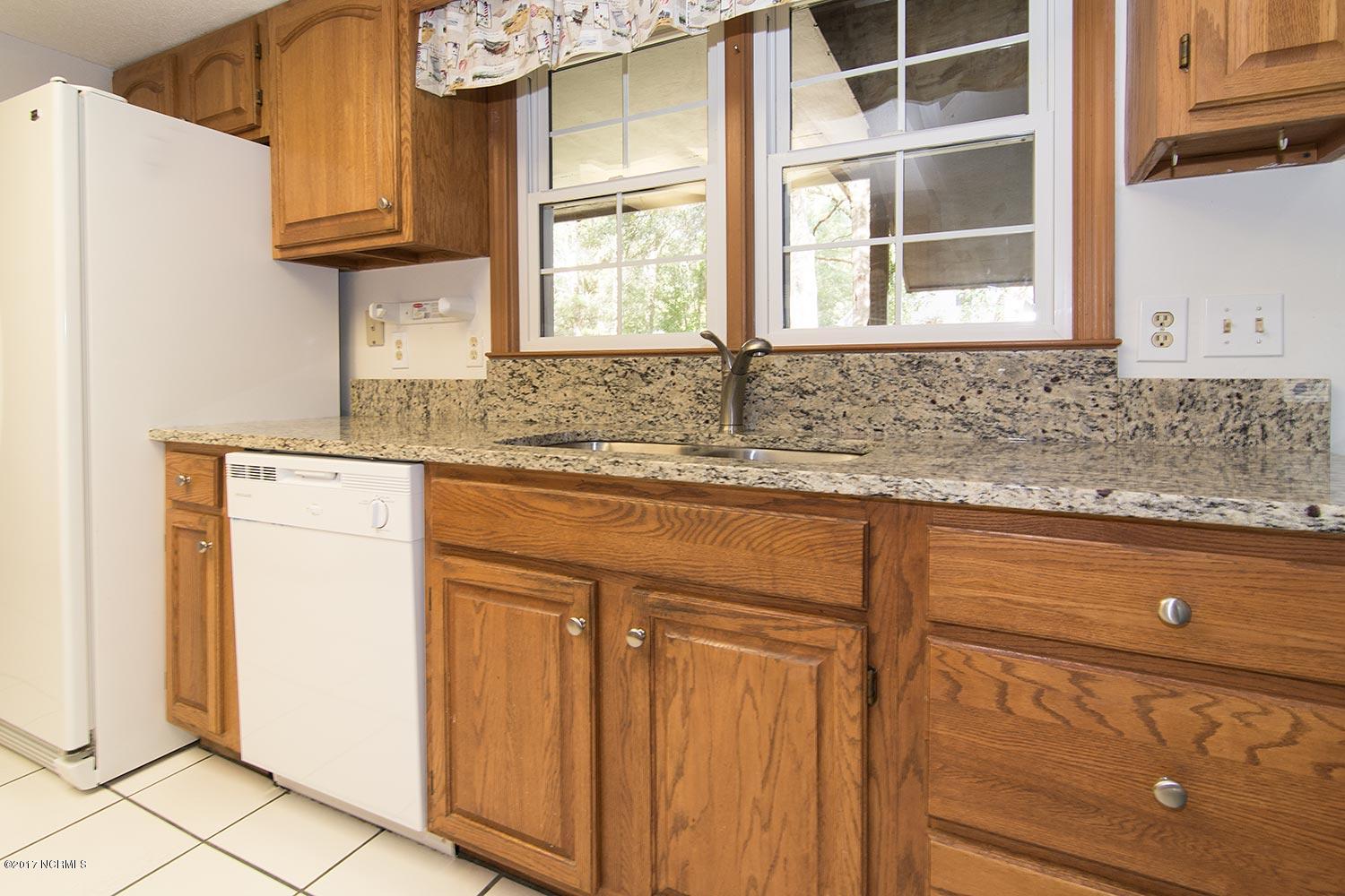 1088 High Point Avenue Southwest Calabash, NC 28467 - Photo 8 of 18 kitchen