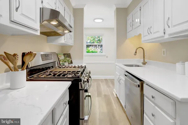 $950,000 | 29 North Bedford Street, Arlington, VA 22201