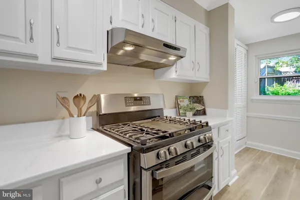 $950,000 | 29 North Bedford Street, Arlington, VA 22201