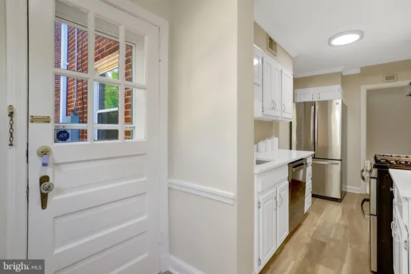 $950,000 | 29 North Bedford Street, Arlington, VA 22201
