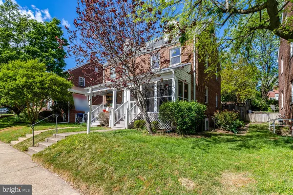 $950,000 | 29 North Bedford Street, Arlington, VA 22201