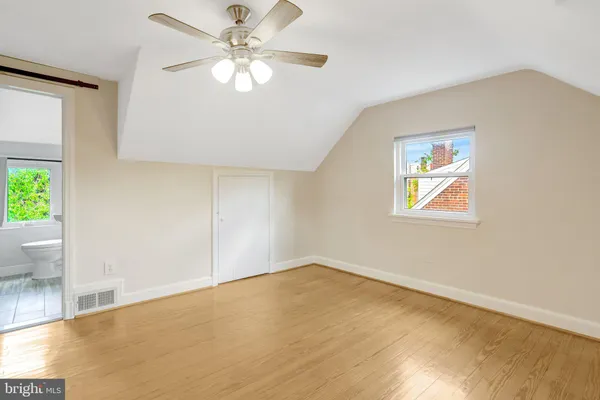 $950,000 | 29 North Bedford Street, Arlington, VA 22201