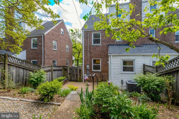 $950,000 | 29 North Bedford Street, Arlington, VA 22201