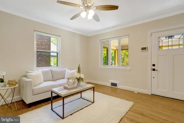 $950,000 | 29 North Bedford Street, Arlington, VA 22201