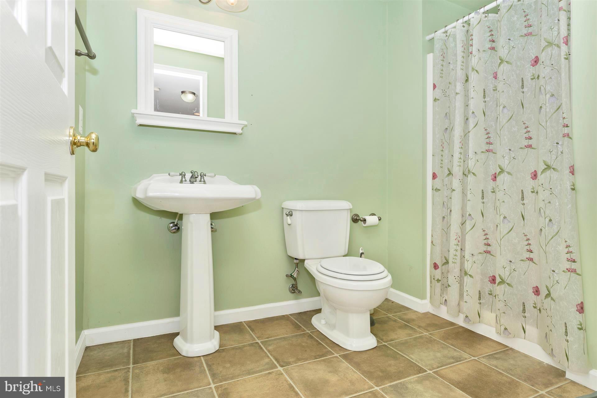 6124 Samuel Road New Market, MD 21774 - Photo 25 of 30 Full Bath