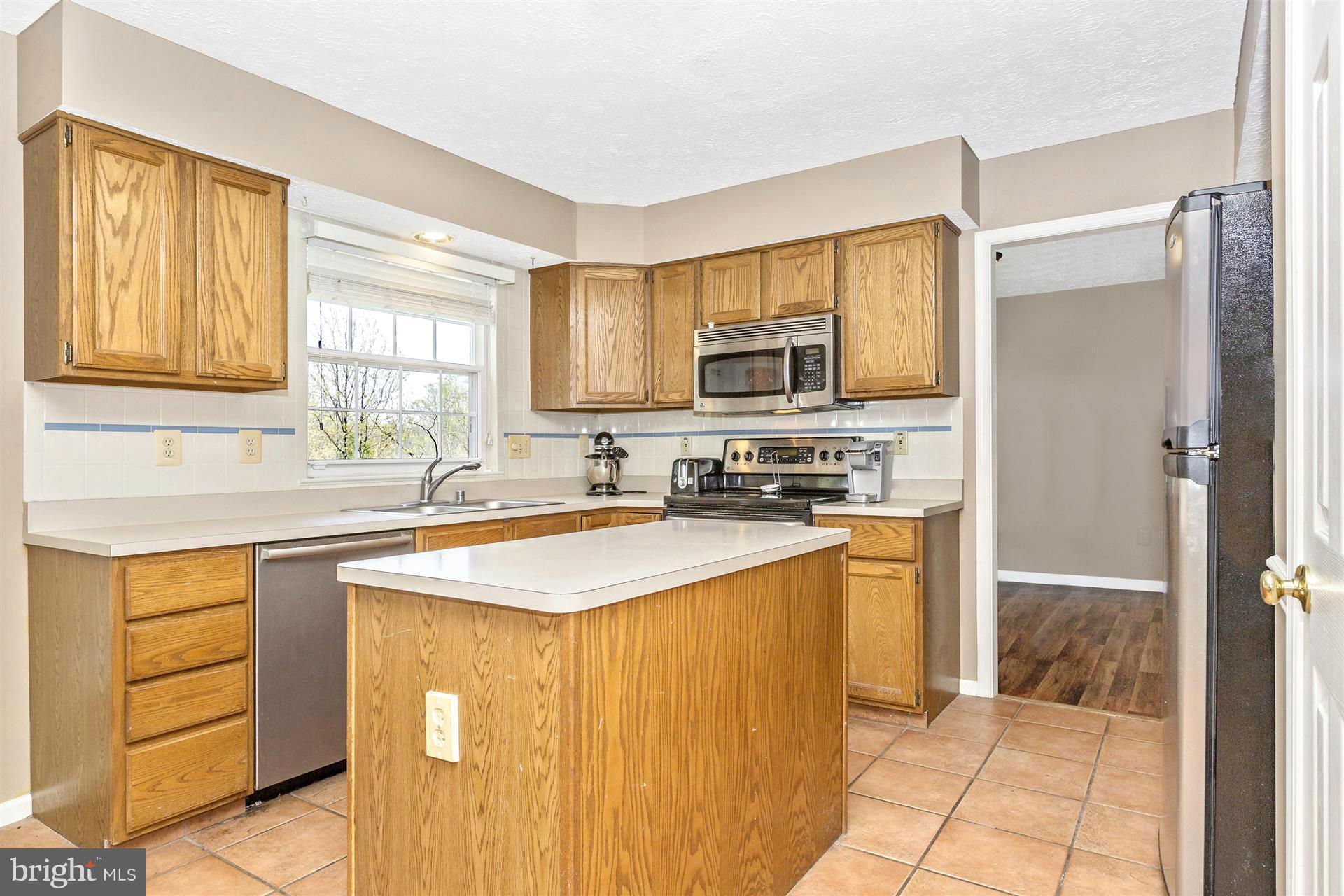 6124 Samuel Road New Market, MD 21774 - Photo 8 of 30 Kitchen