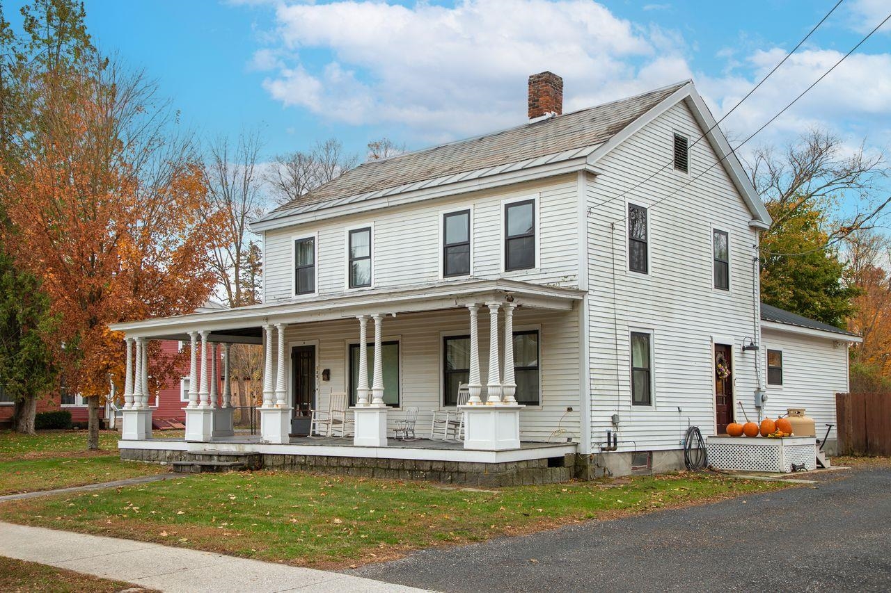 189 College Street North Poultney, VT 05764 - Photo 9 of 40