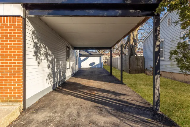 $244,900 | 21641 Gailine Avenue, Sauk Village, IL 60411