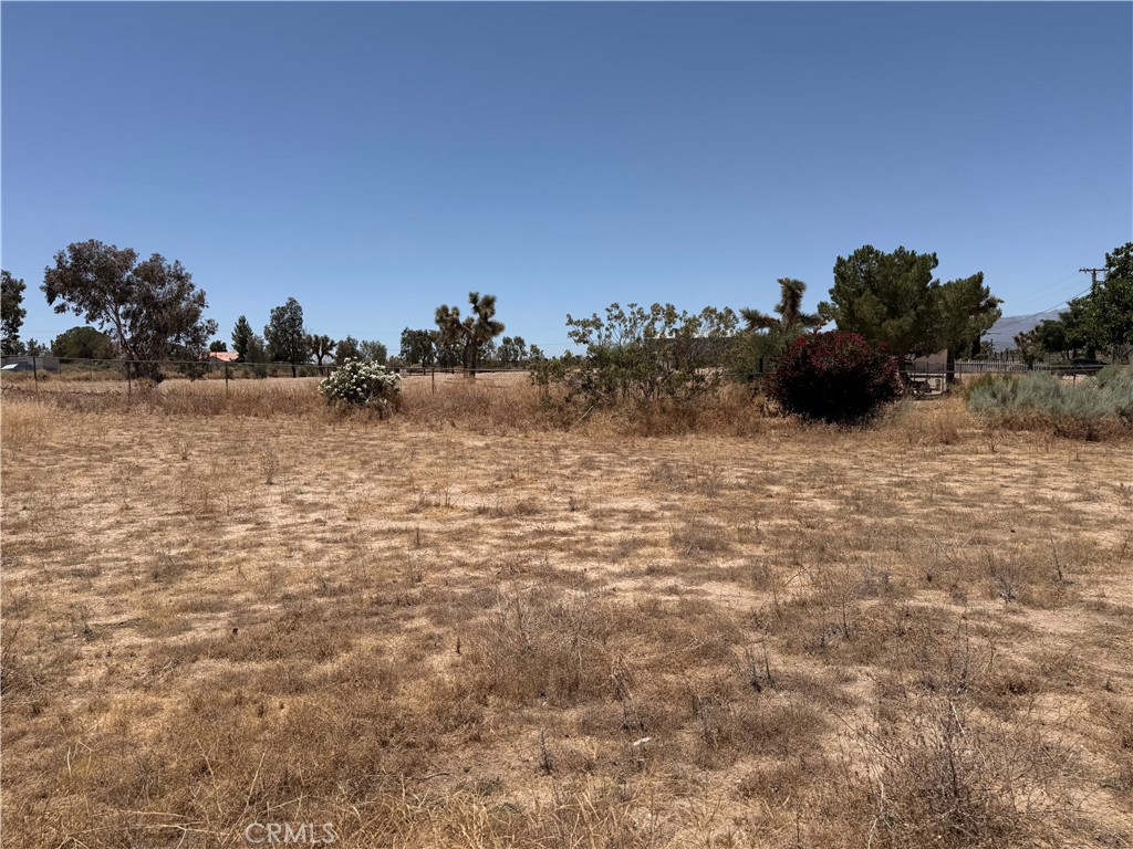 12225 Lager Road Phelan, CA 92371 - Photo 16 of 18