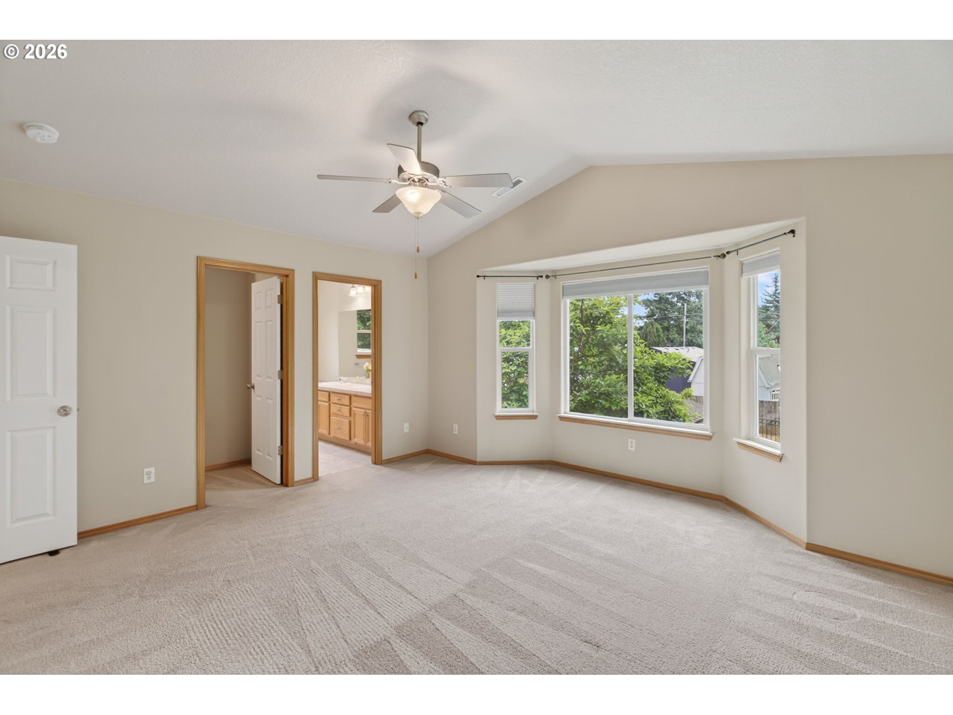 6628 Southeast Reedway Street Portland, OR 97206 - Photo 13 of 33