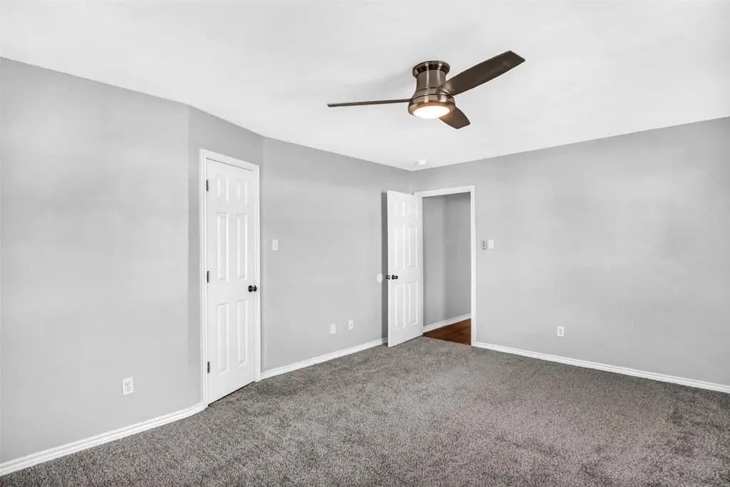1915 Shaw Street Dallas, TX 75212 - Photo 17 of 34 a view of a livingroom with a ceiling fan and window