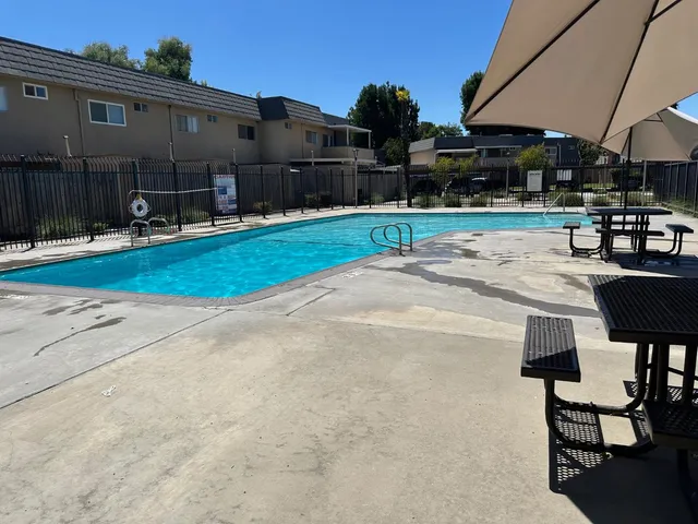 a view of a house with entertaining space