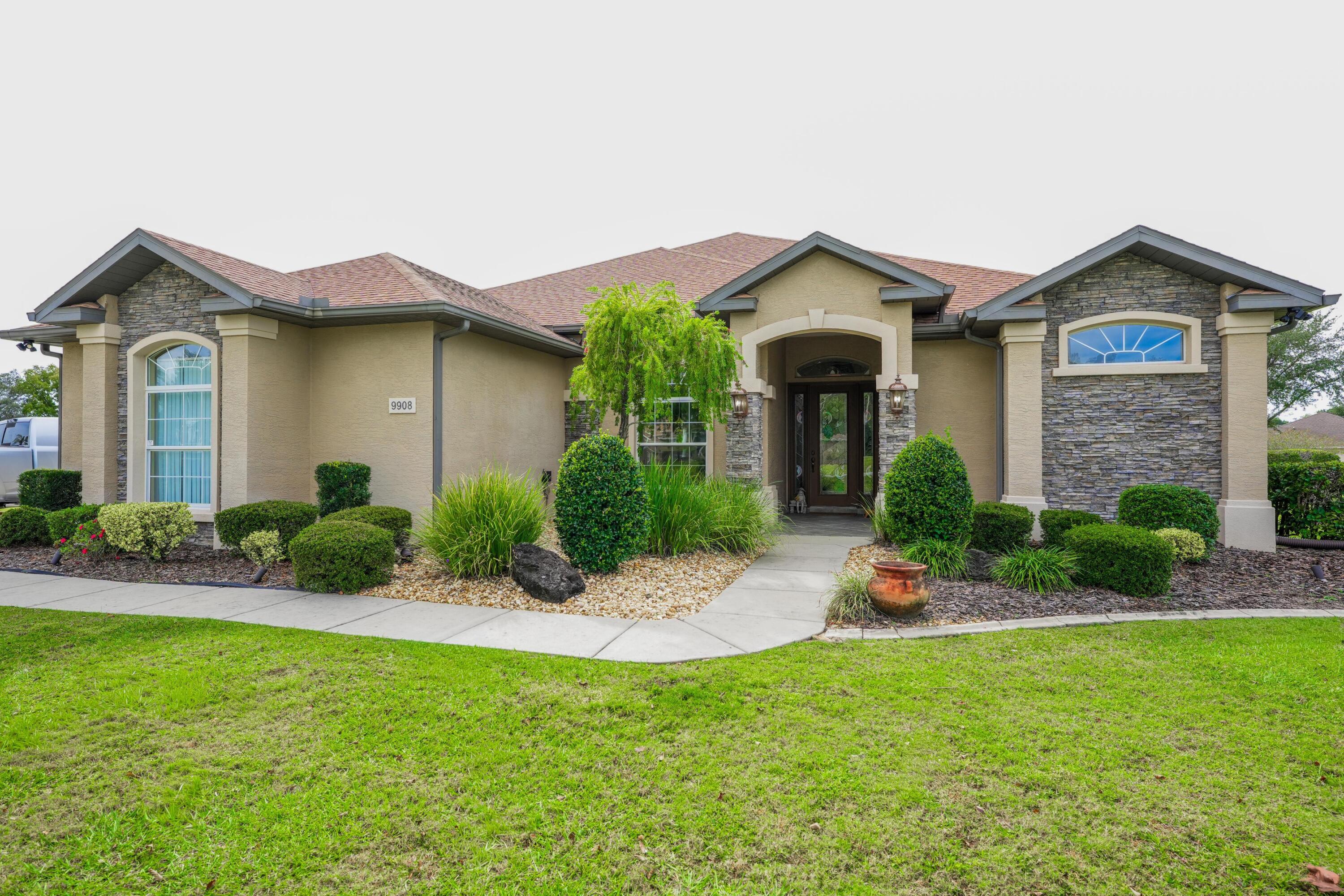 9908 Southeast 67th Avenue Road Belleview, FL 34420 - Photo 5 of 65 exterior_6