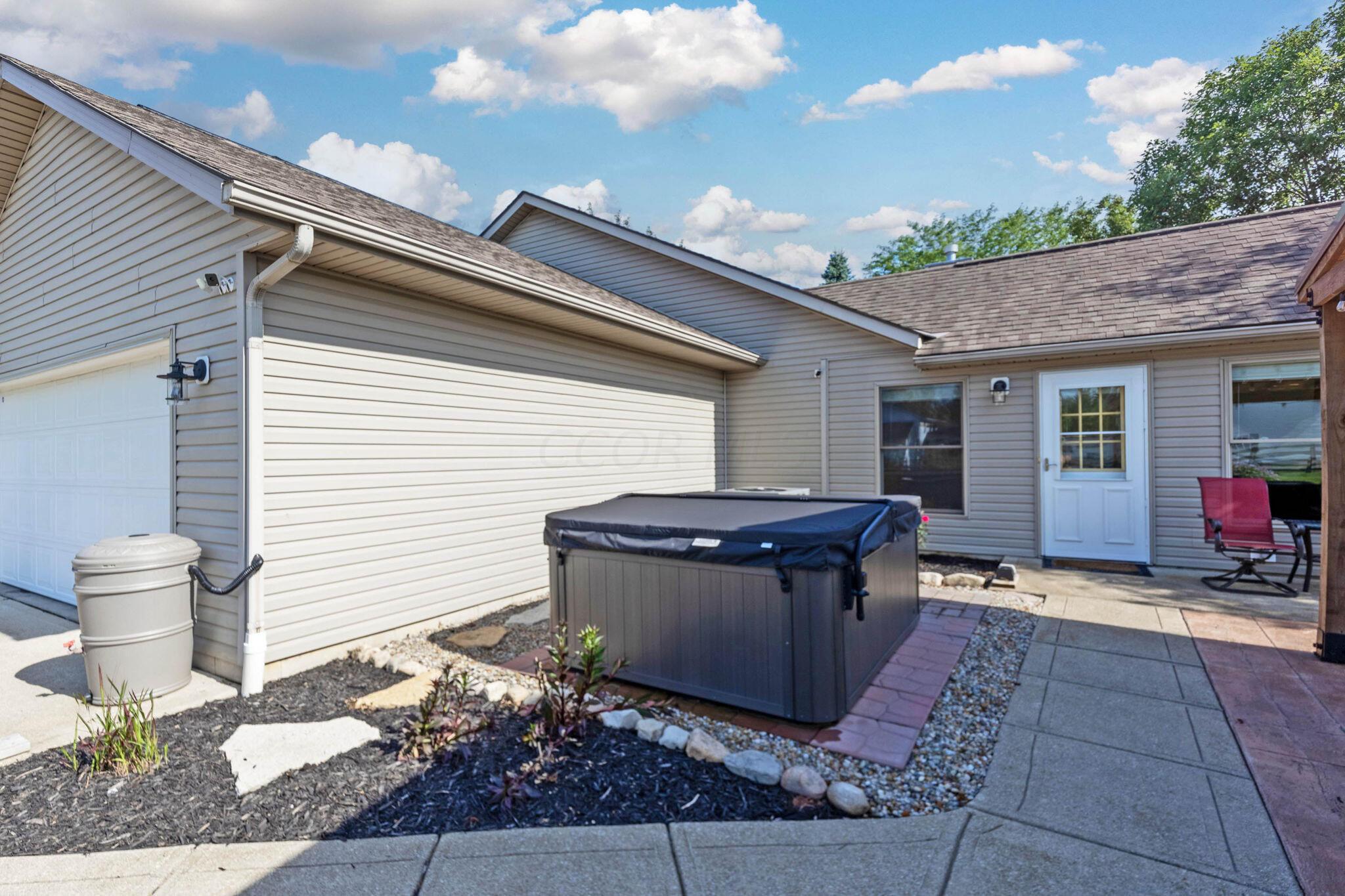 3781 Panhandle Road Delaware, OH 43015 - Photo 20 of 31 Patio