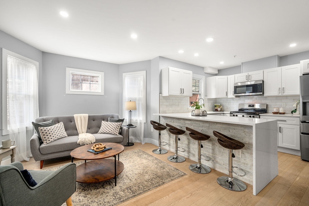 679 Columbia Road, Unit 3 Boston, MA 02125 - Photo 2 of 11