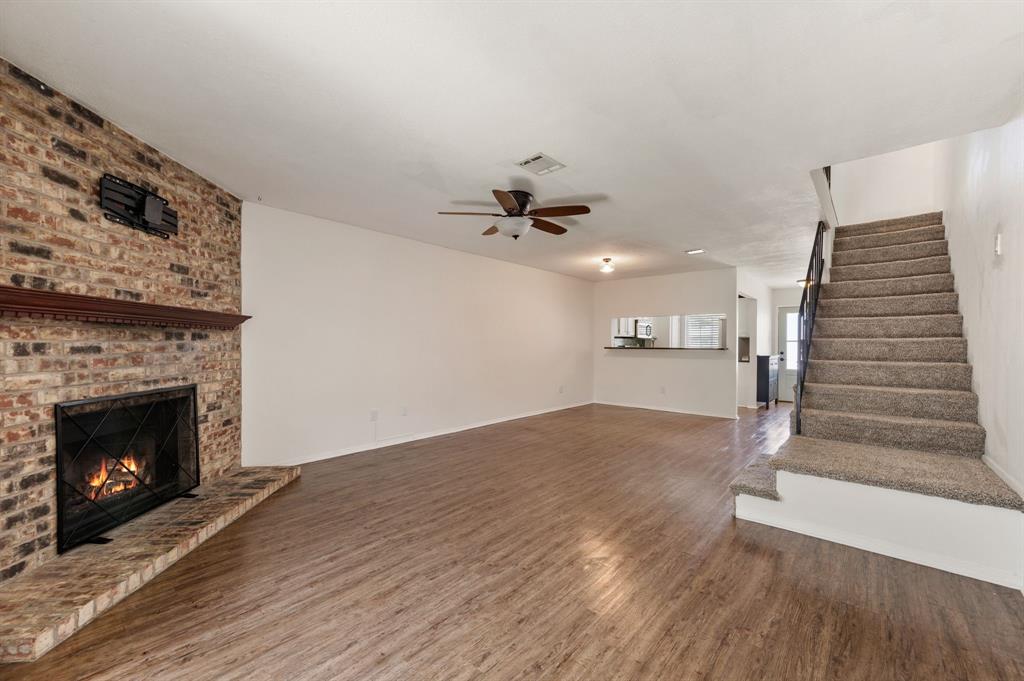 61 Abbey Road Euless, TX 76039 - Photo 8 of 19