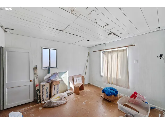 $169,900 | 64368 Welch Road, Coos Bay, OR 97420