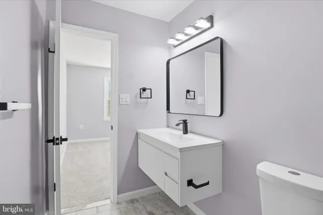 $649,900 | 6027 Bonnie Bern Court, Burke, VA 22015