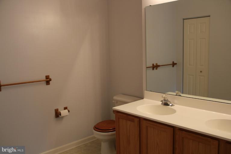 9613 Haven Farm Road, Unit 9613 Perry Hall, MD 21128 - Photo 17 of 21 Bath (Master)