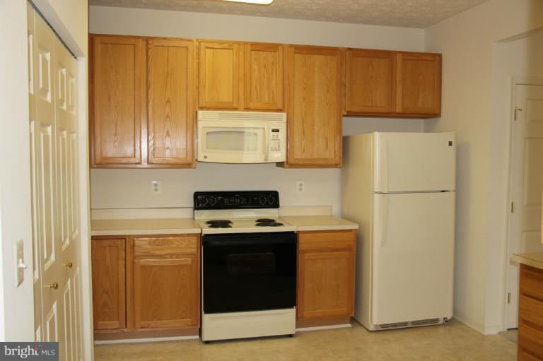 9613 Haven Farm Road, Unit 9613 Perry Hall, MD 21128 - Photo 18 of 21 Kitchen