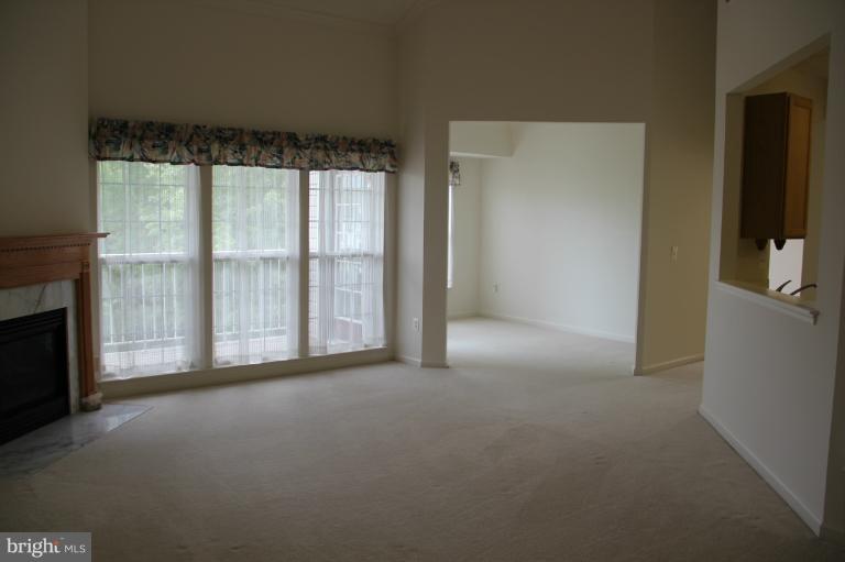 9613 Haven Farm Road, Unit 9613 Perry Hall, MD 21128 - Photo 7 of 21 Living Room