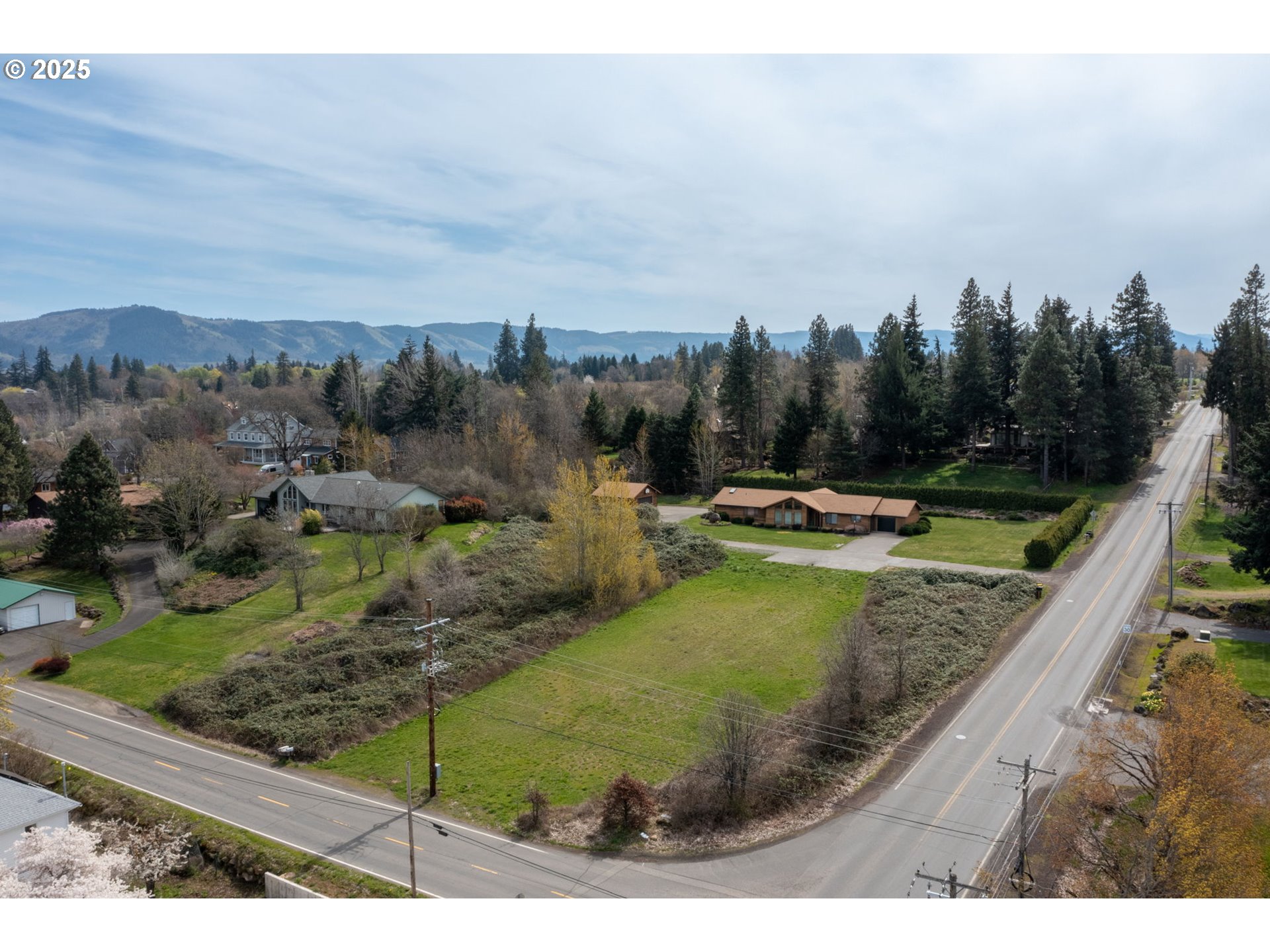 Undisclosed Address Hood River, OR 97031 - Photo 12 of 15