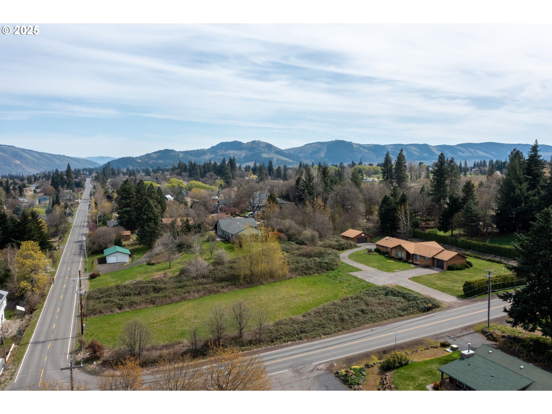 Undisclosed Address Hood River, OR 97031 - Photo 13 of 15