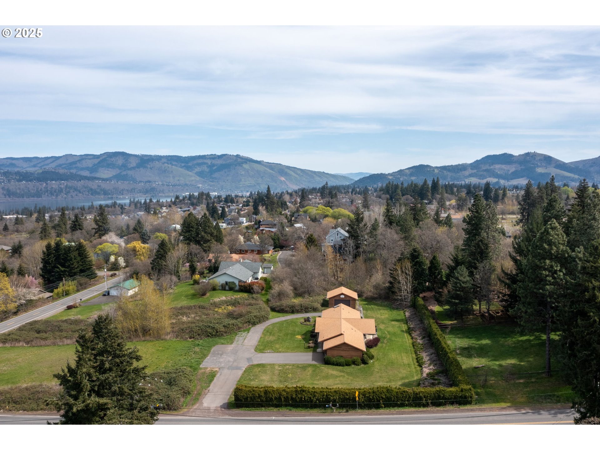 Undisclosed Address Hood River, OR 97031 - Photo 14 of 15