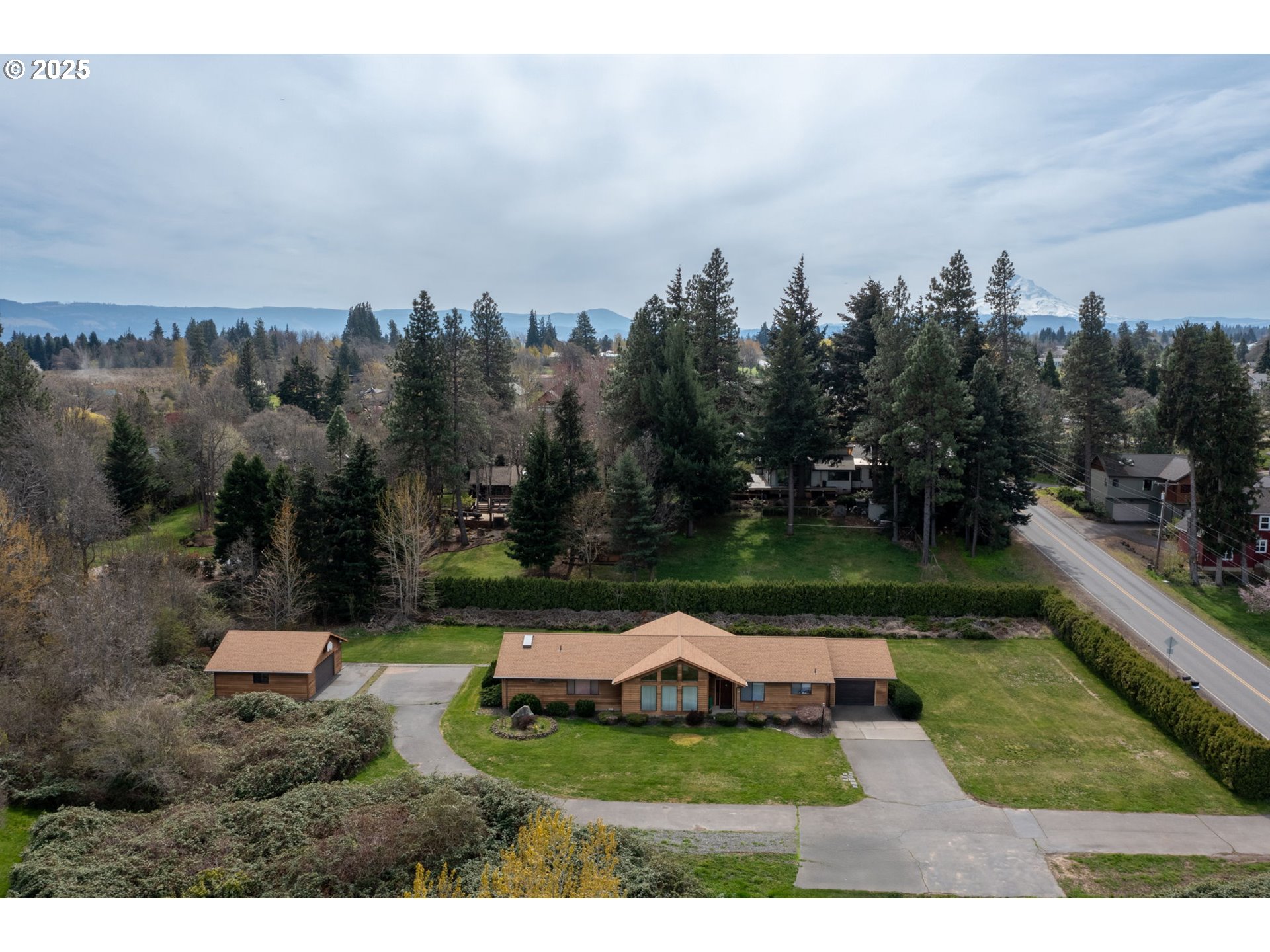 Undisclosed Address Hood River, OR 97031 - Photo 8 of 15