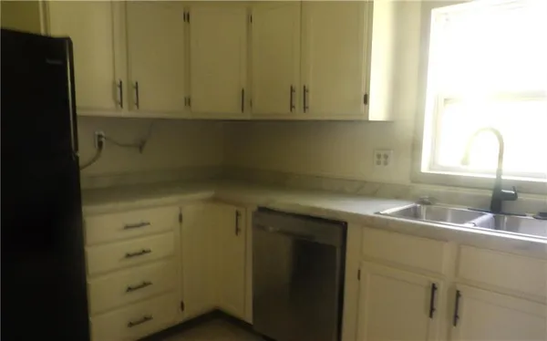 $165,000 | 316 North Hickory Street, Garnett, KS 66032