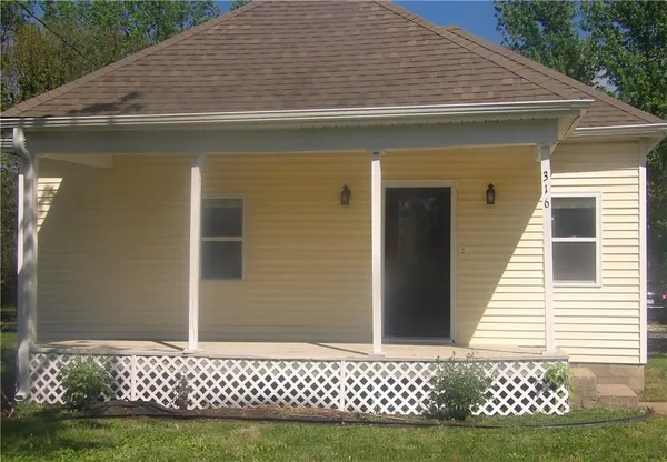 $165,000 | 316 North Hickory Street, Garnett, KS 66032