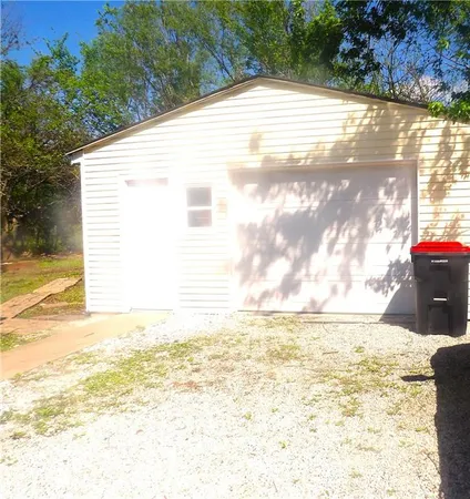 $165,000 | 316 North Hickory Street, Garnett, KS 66032