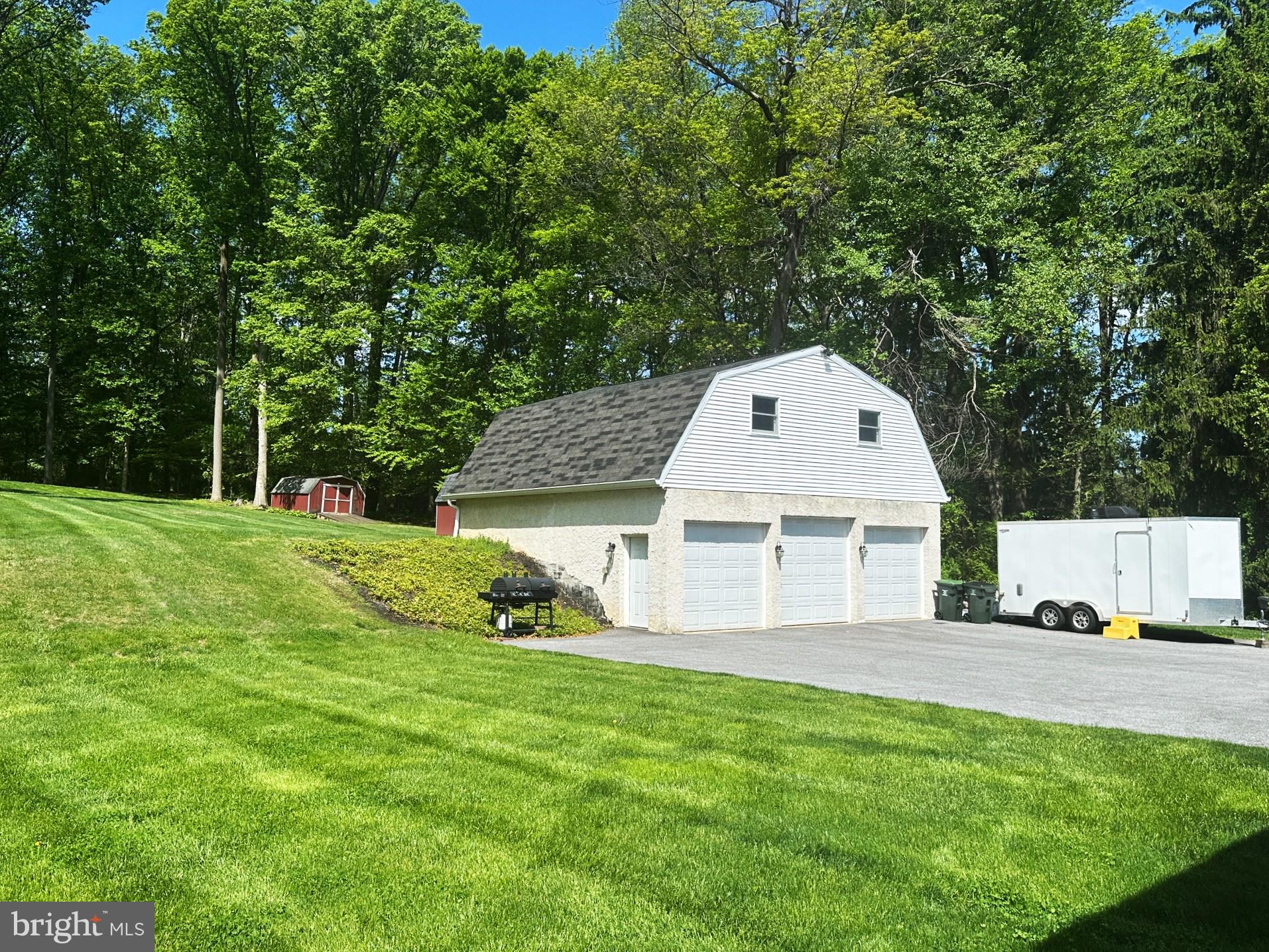 1014 North Bailey Road Coatesville, PA 19320 - Photo 2 of 33