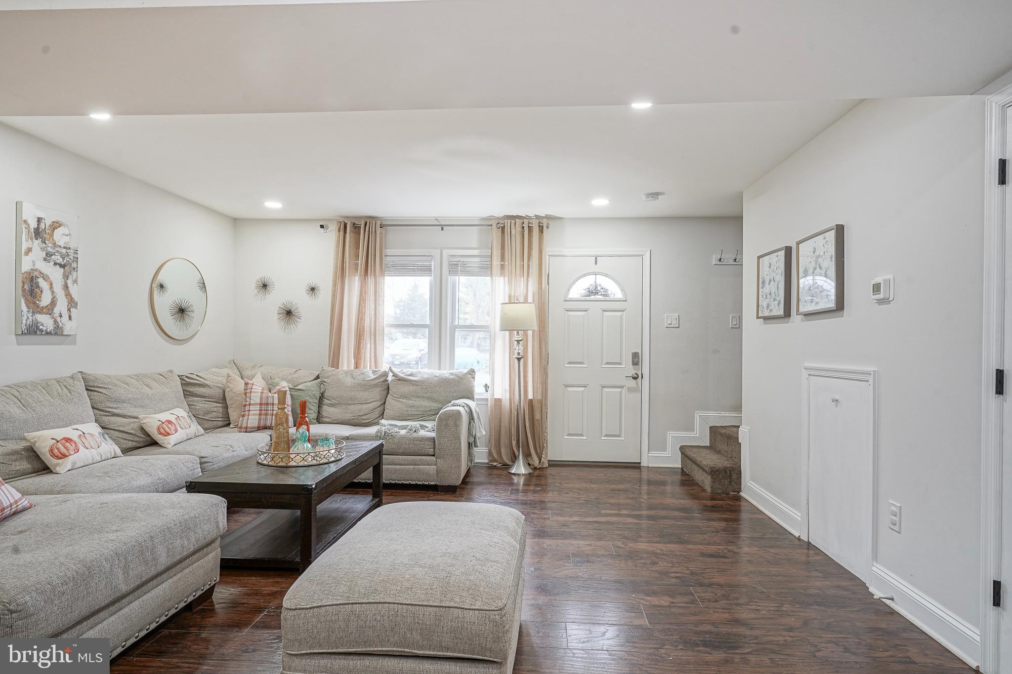 48 Memphis Court Sicklerville, NJ 08081 - Photo 3 of 28 a living room with furniture and wooden floor