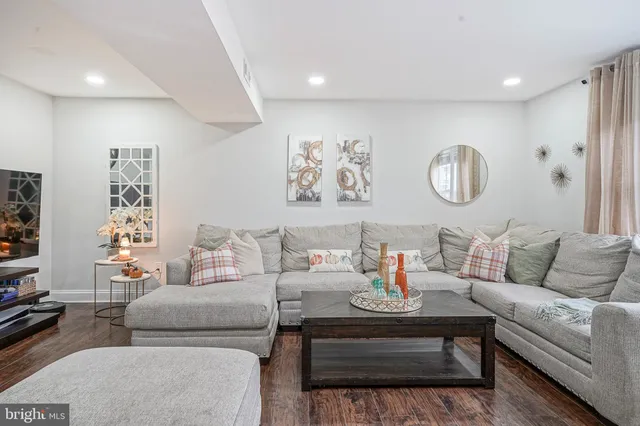 $200,000 | 48 Memphis Court, Sicklerville, NJ 08081