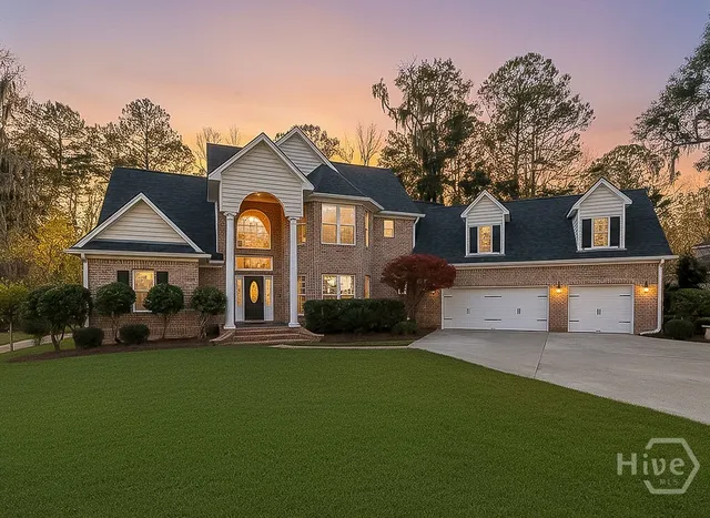 $749,900 | 294 Kingston Circle, Richmond Hill, GA 31324