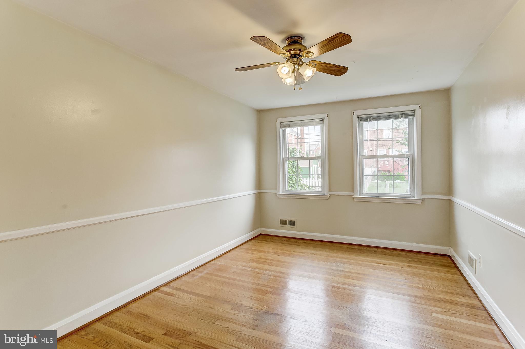 1636 Hardwick Road Baltimore, MD 21286 - Photo 7 of 29 Dining room