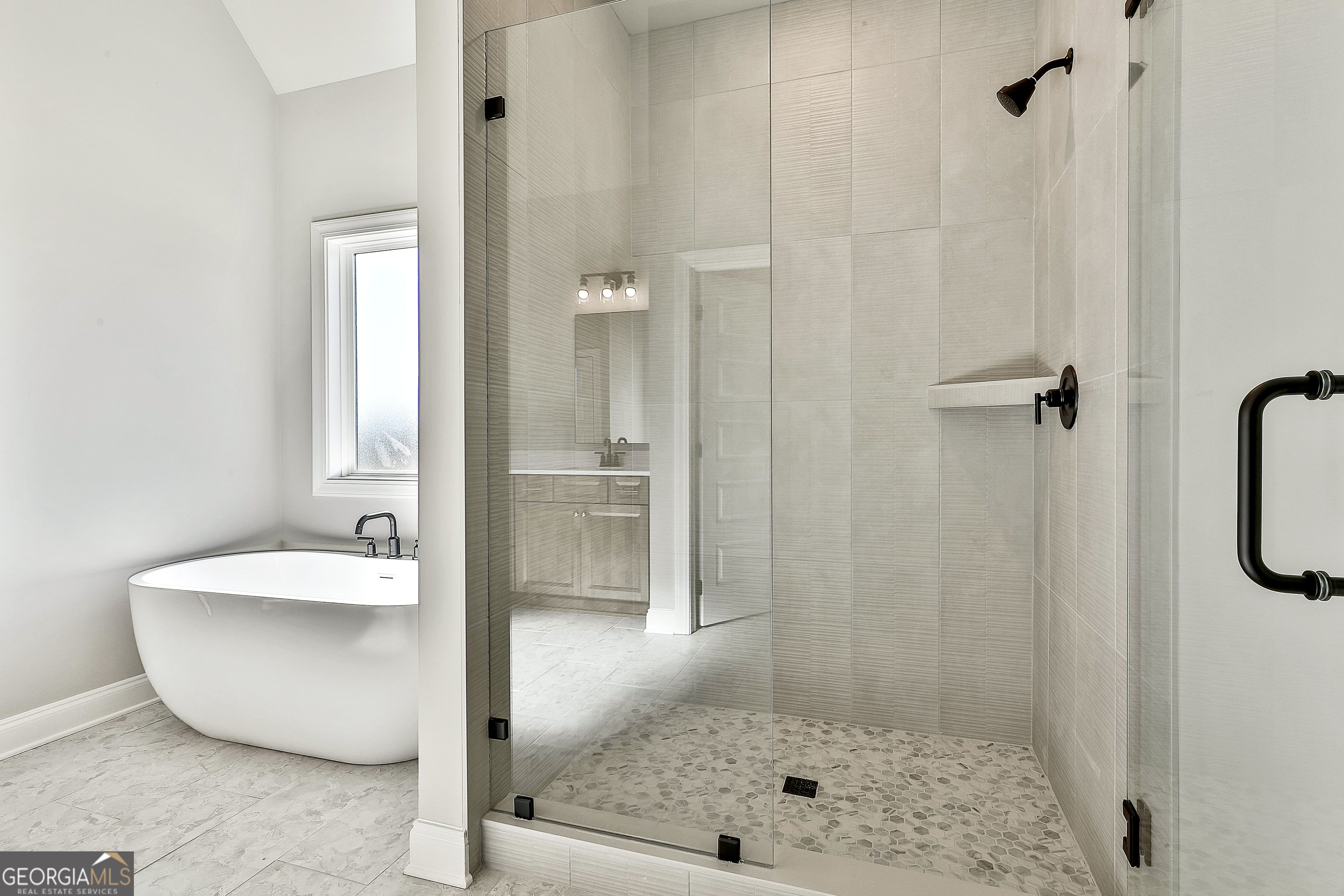 16 Nelson Way, Unit 38 Williamson, GA 30292 - Photo 31 of 44 a bathroom with a shower