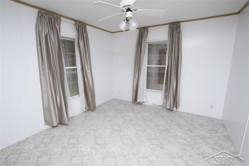 1610 Maple Point Road Beaverton, MI 48612 - Photo 16 of 21