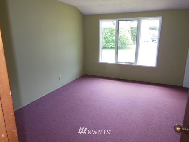 720 Southwest 295th Street Federal Way, WA 98023 - Photo 8 of 15