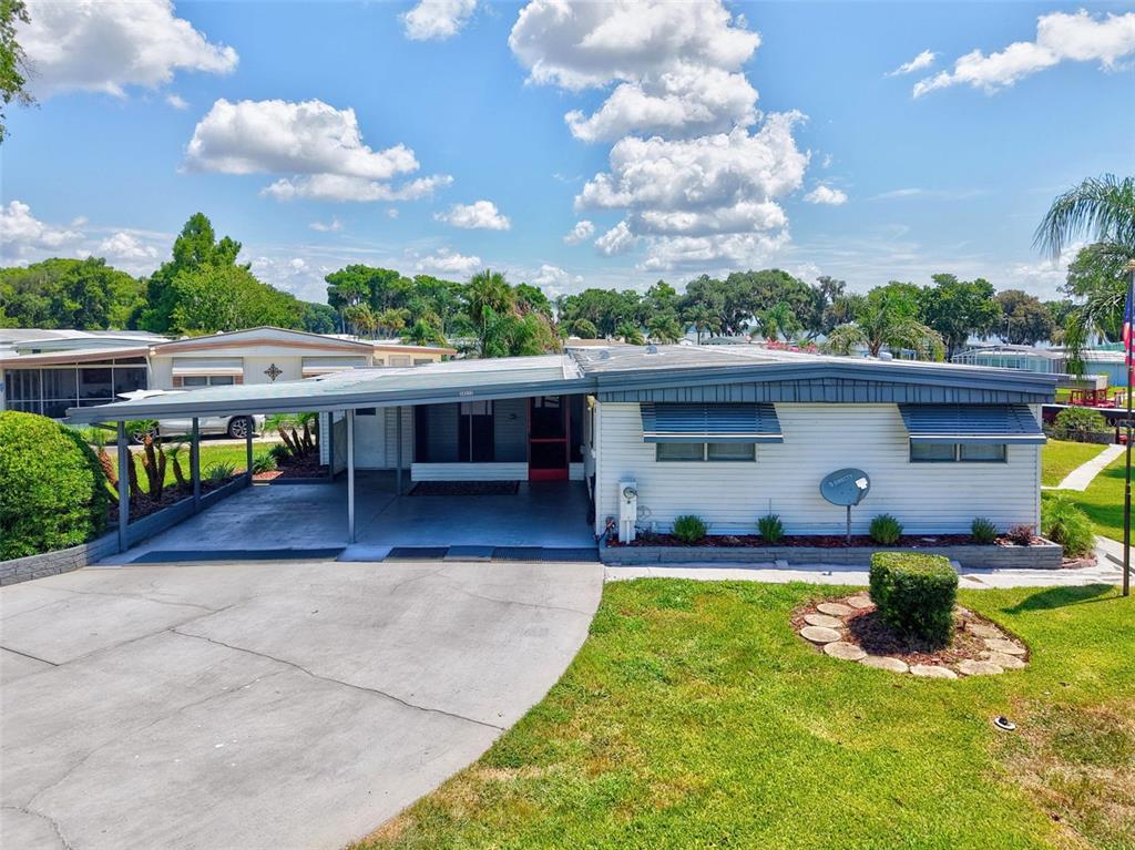 34312 Carl Road Leesburg, FL 34788 - Photo 2 of 47
