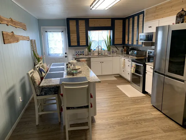 $389,000 | 216 Post Oak, Tow, TX 78672