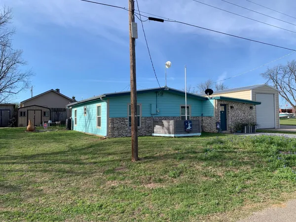 $389,000 | 216 Post Oak, Tow, TX 78672