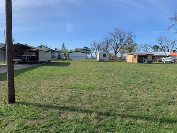 $389,000 | 216 Post Oak, Tow, TX 78672