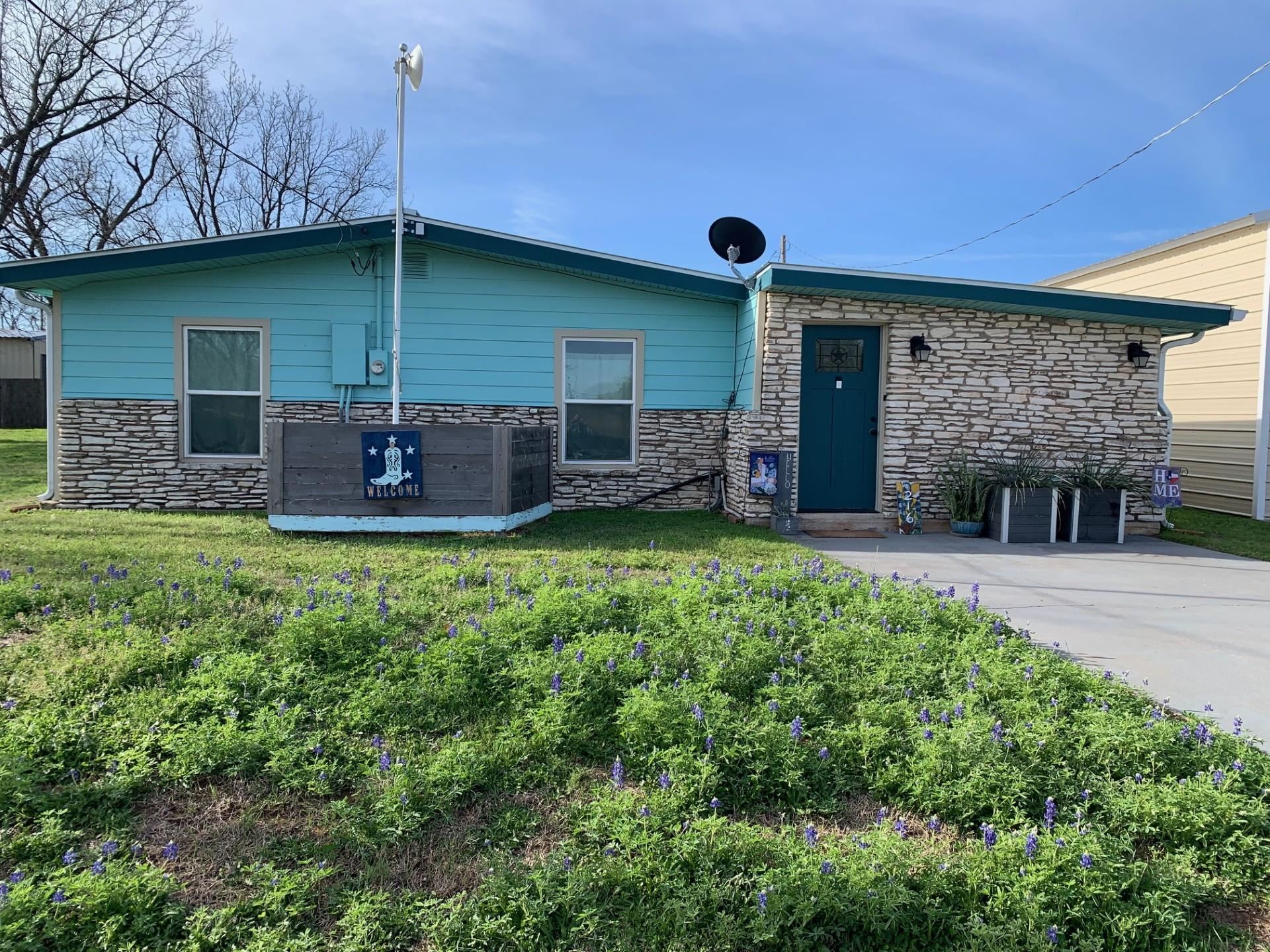 216 Post Oak Tow, TX 78672 - Photo 5 of 21