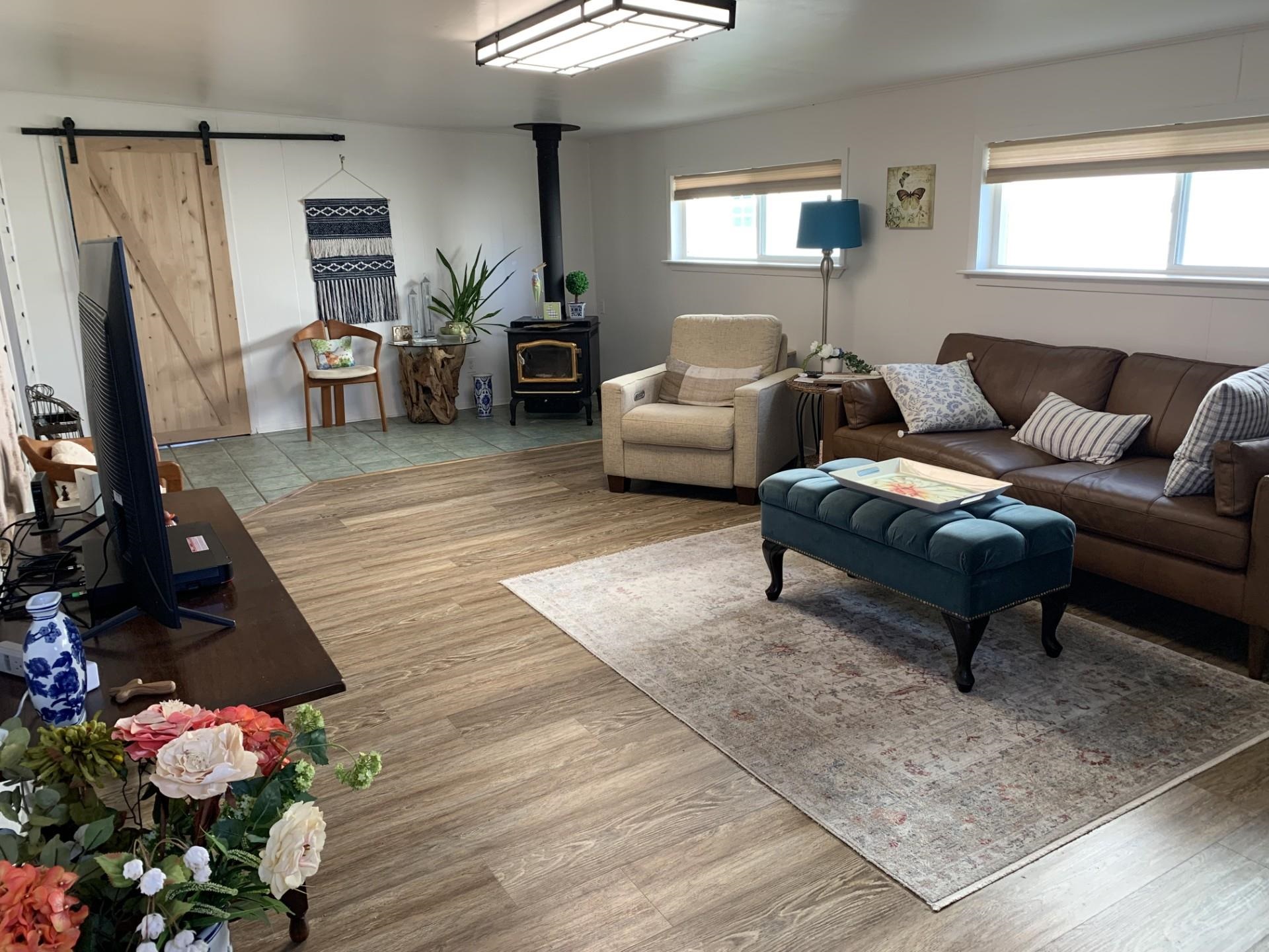 216 Post Oak Tow, TX 78672 - Photo 7 of 21