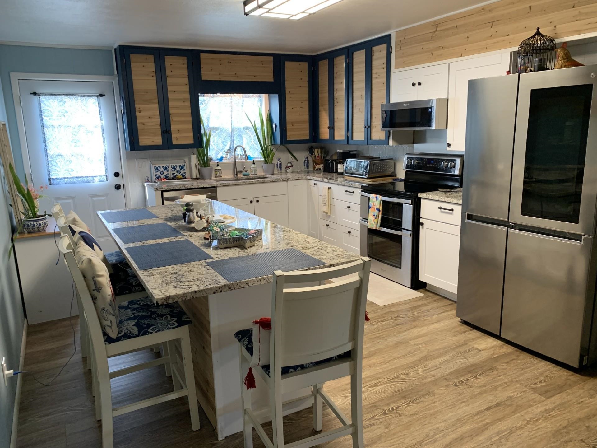 216 Post Oak Tow, TX 78672 - Photo 8 of 21