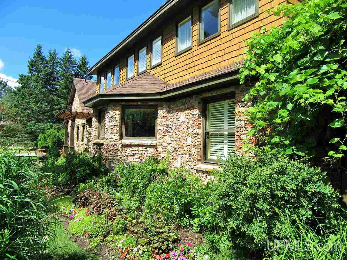 668 North Co Road Manistique, MI 49854 - Photo 14 of 36